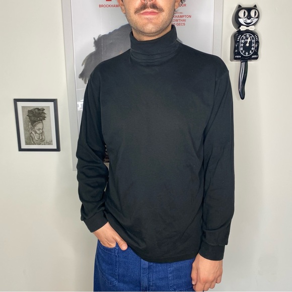 Classic Black Turtleneck - Picture 2 of 4